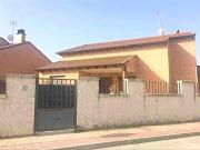 Chalet en venta en Aldeamayor de San Martín. Solvia...