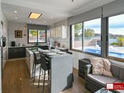 Chalet en venta en Aledo. Exclusiva Villa Moderna con...