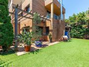 Chalet en venta en Alella. ALELLA. Espacios amplios,...