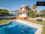 Chalet en venta en Alella. Casa Unifamiliar en Alella:...