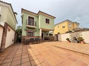 Chalet en venta en Algeciras, Los Pinos. MAGNIFICO...