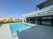 Chalet en venta en Algorfa, Alicante