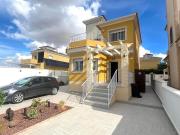 Chalet en venta en Algorfa, Alicante