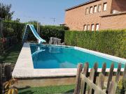 Chalet en venta en Alguaire, de 95 m² 3 habitaciones por...