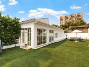 Chalet en venta en Alicante, Cabo de las Huertas. Costa...