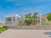 Chalet en venta en Alicante, Montnegre. Villa de Lujo...