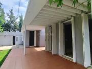 Chalet en venta en Almensilla. Exclusiva Vivienda...