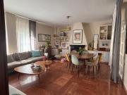 Chalet en venta en Almensilla. Preciosa Casa en...