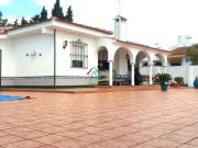 Chalet en venta en Almonte, Centro Torre de la Higuera....