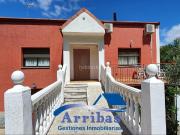 Chalet en venta en Almorox. Chalets.