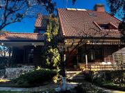 Chalet en venta en Alpedrete. Magnífica casa a cuatro...