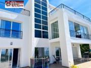 Chalet en venta en Altea, Altea la Vella. Chalet de Lujo...