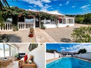 Chalet en venta en Ampolla L´ Costa Dorada. Villa...