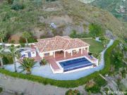 Chalet en venta en Arenas, Málaga Costa del Sol