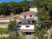 Chalet en venta en Argentona, de 345 m² 6 habitaciones...