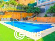 Chalet en venta en Argentona, Nucli Urbà. Espacio, luz,...