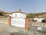 Chalet en venta en avenida De Castellnou, Rubí, de 97 m²...