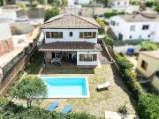 Chalet en venta en avenida València, Calonge, de 208 m²...