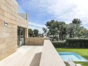 Chalet en venta en Barcelona, Pedralbes. Villa de estilo...