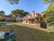 Chalet en venta en Begues. Casa Chalet independiente en...