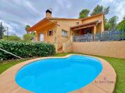 Chalet en venta en Begues, de 218 m² 4 habitaciones por...