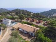 Chalet en venta en calle Giv, Begur, de 150 m² 4...