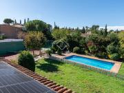 Chalet en venta en Bellaterra. Casa de 7 dormitorios,...