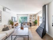 Chalet en venta en Bellaterra. Casa totalmente reformada...