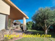 Chalet en venta en Bellcaire d´Empordà. Una casa con...