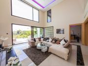 Chalet en venta en Benahavís, La Quinta. Villa de lujo...