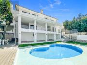Chalet en venta en Benalmádena