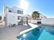 Chalet en venta en Benijófar, Alicante