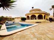 Chalet en venta en Benijófar, Alicante