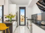 Chalet en venta en Benijófar. VILLA DE LUJO EN...