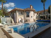 Chalet en venta en Benimar, Alicante Costa Blanca