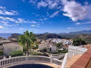 Chalet en venta en Benitachell / Benitatxell, Alicante...