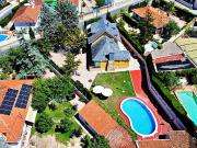 Chalet en venta en Biar. Chalets.