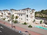 Chalet en venta en Bigastro. Villa adosada con 4...