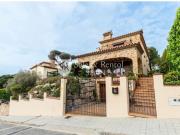 Chalet en Venta en Blanes, Girona