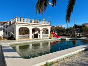 Chalet en venta en Borriol. TERRENO CASA Y PISCINA!....