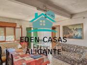Chalet en venta en Busot. Casa para reformar en Busot, 3...