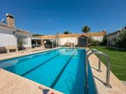 Chalet en venta en Busot. Chalets.