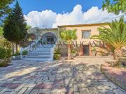 Chalet en venta en Busot. REF 01449 Chalet independiente...