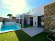 Chalet en venta en Cabo Roig, Alicante Costa Blanca