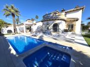 Chalet en venta en Cabo Roig, Alicante Costa Blanca