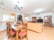 Chalet en venta en Calalberche. Chalet independiente de...