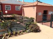 Chalet en venta en Caleta de Velez. Chalet adosado a 400...