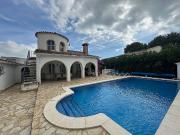 Chalet en venta en calle Alberes, Castelló d´Empúries,...