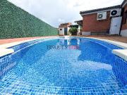 Chalet en venta en calle Alboraia, Masquefa, de 247 m² 4...