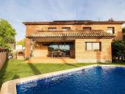 Chalet en venta en calle Amposta, Constantí, de 228 m² 5...